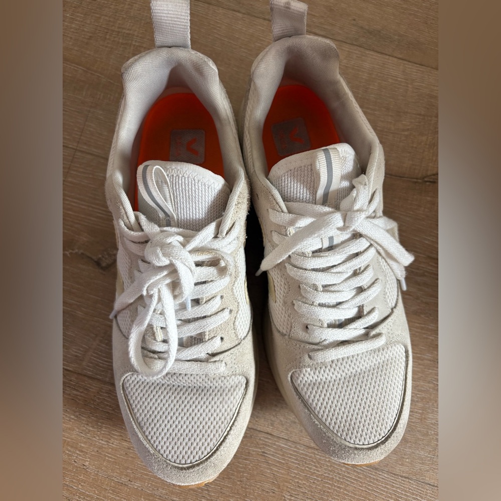 Veja Venturi II size 11